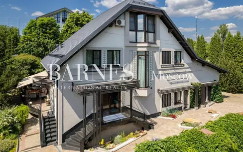 2-этажный коттедж 679 м² с отделкой