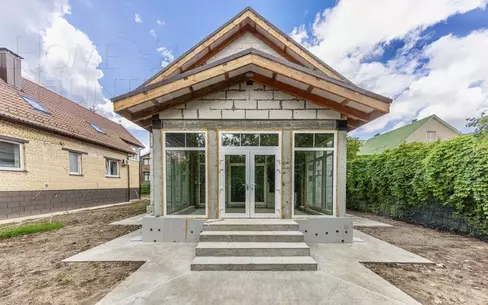 2-этажный коттедж 250 м² без отделки