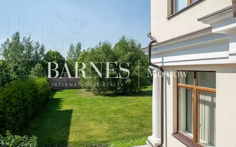 2-этажный коттедж 371 м² с отделкой