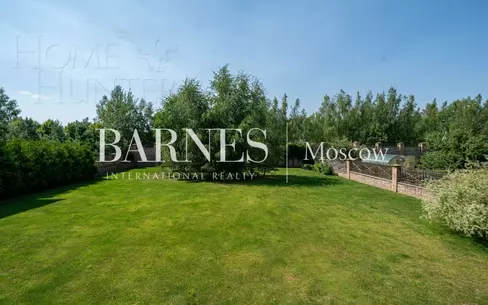 2-этажный коттедж 371 м² с отделкой