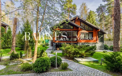 2-этажный коттедж 473.3 м² с отделкой