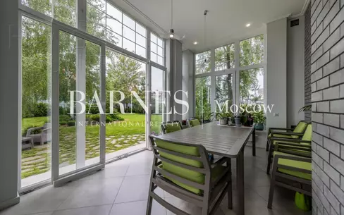 2-этажный коттедж 820 м² с отделкой