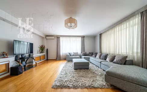 4-этажный таунхаус 164 м² с отделкой
