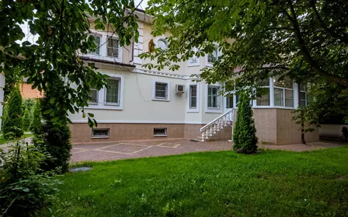 2-этажный коттедж 450 м² с отделкой