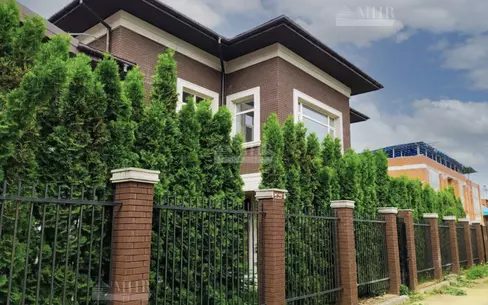 2-этажный коттедж 750 м² без отделки