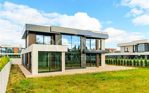 2-этажный коттедж 435 м² без отделки