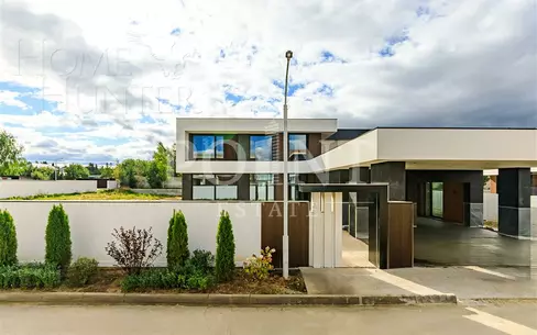 2-этажный коттедж 550 м² без отделки