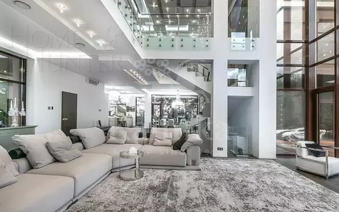 2-этажный коттедж 1 200 м² с отделкой