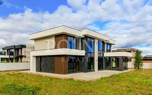 2-этажный коттедж 505 м² без отделки