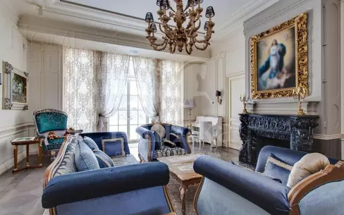 2-этажный коттедж 980 м² с отделкой