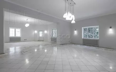 2-этажный коттедж 738 м² с отделкой