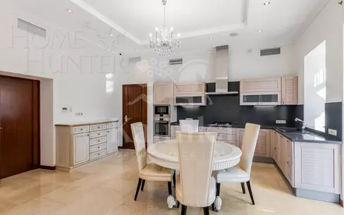 2-этажный коттедж 1 378 м² с отделкой