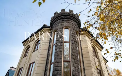 3-этажный коттедж 1 200 м² без отделки