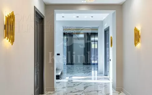 2-этажный коттедж 286 м² с отделкой