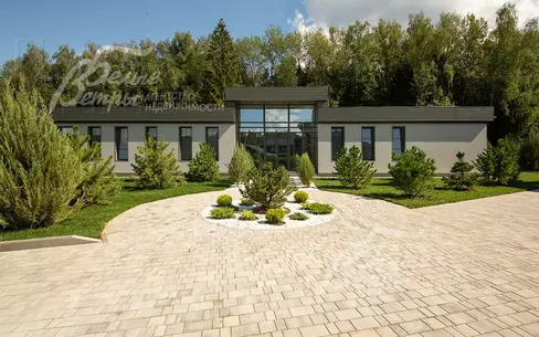 1-этажный коттедж 422 м² с отделкой