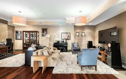 5-КОМН. КВАРТИРА С ОТДЕЛКОЙ 290 М² НА 2 ЭТАЖЕ