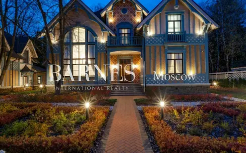 2-этажный коттедж 424 м² с отделкой