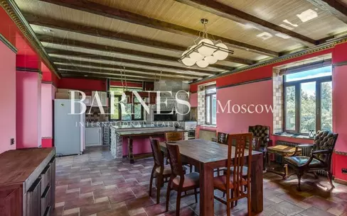 2-этажный коттедж 760 м² с отделкой