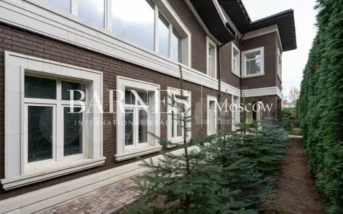 2-этажный коттедж 750 м² без отделки