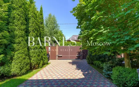 2-этажный коттедж 312 м² с отделкой