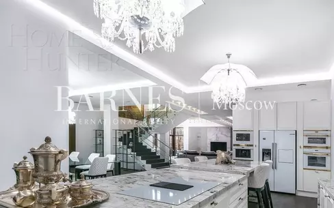 2-этажный коттедж 1 200 м² с отделкой