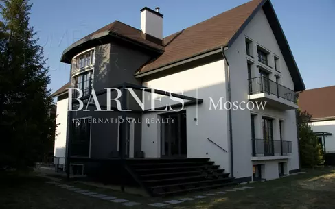 2-этажный коттедж 467 м² с отделкой