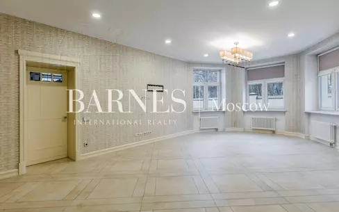 2-этажный коттедж 1 087 м² с отделкой