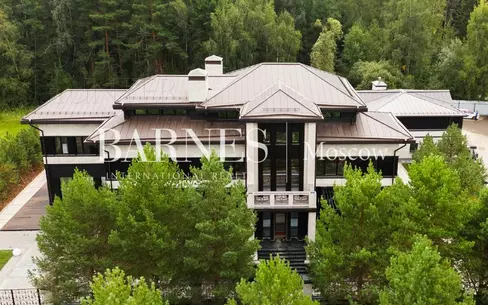 2-этажный коттедж 1 269 м² без отделки