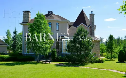 2-этажный коттедж 550 м² с отделкой