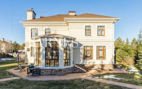 2-этажный коттедж 430 м² с отделкой