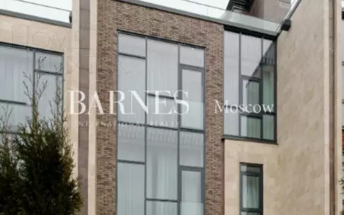 4-этажный таунхаус 278 м² с отделкой