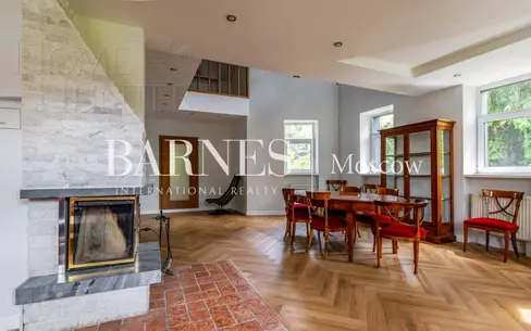 2-этажный коттедж 370 м² с отделкой