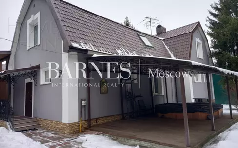 2-этажный коттедж 442 м² с отделкой