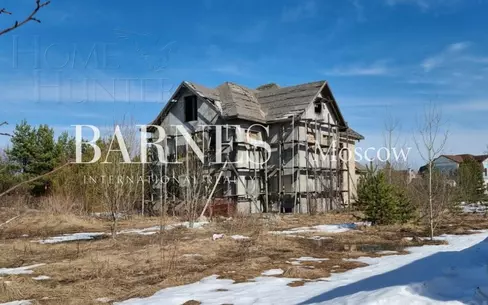 2-этажный коттедж 980 м² без отделки