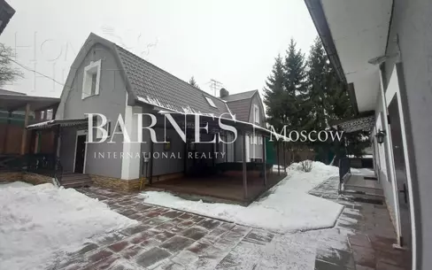 2-этажный коттедж 442 м² с отделкой