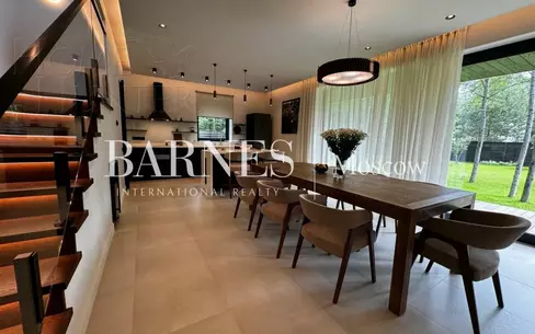 2-этажный коттедж 439 м² с отделкой