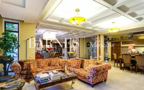 2-этажный коттедж 620 м² с отделкой