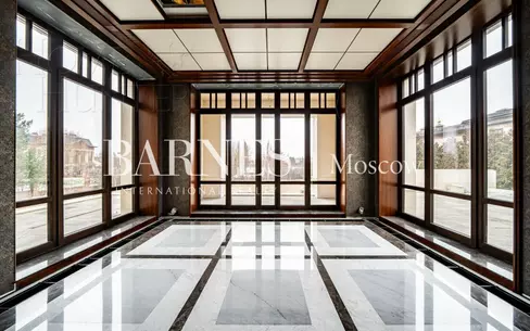2-этажный коттедж 1 244 м² с отделкой