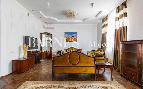 2-этажный коттедж 320 м² с отделкой