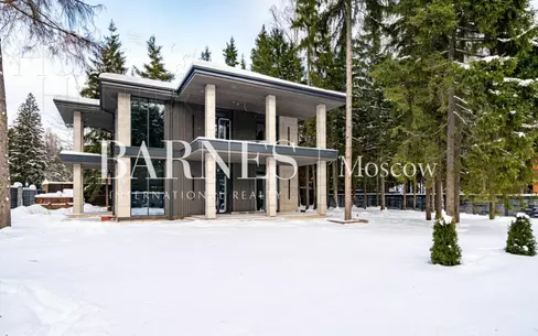 2-этажный коттедж 280 м² без отделки