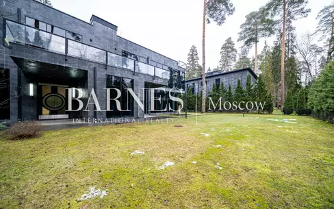 2-этажный коттедж 907 м² с отделкой