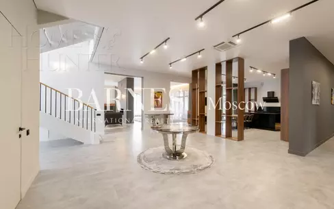 2-этажный коттедж 1 327 м² с отделкой