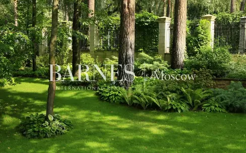 Участок 11 сот. в охраняемом поселке