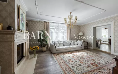 3-этажный коттедж 550 м² с отделкой