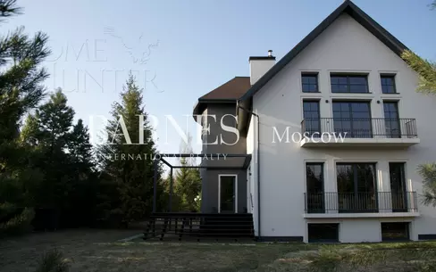 2-этажный коттедж 467 м² с отделкой