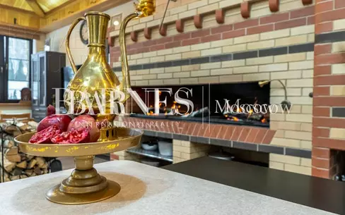 2-этажный коттедж 2 800 м² без отделки