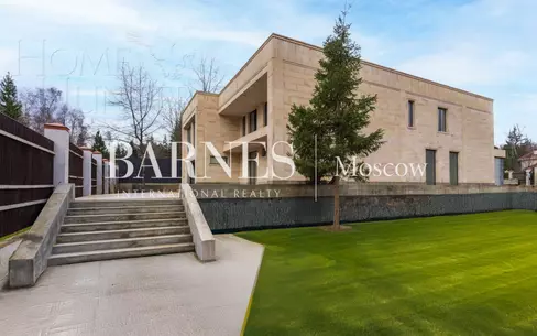 2-этажный коттедж 830 м² без отделки