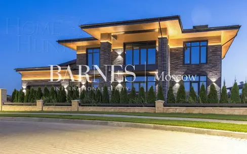 2-этажный коттедж 460 м² без отделки