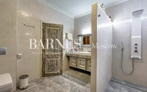 2-этажный коттедж 1 150 м² с отделкой