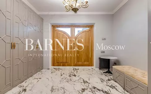2-этажный коттедж 305 м² с отделкой